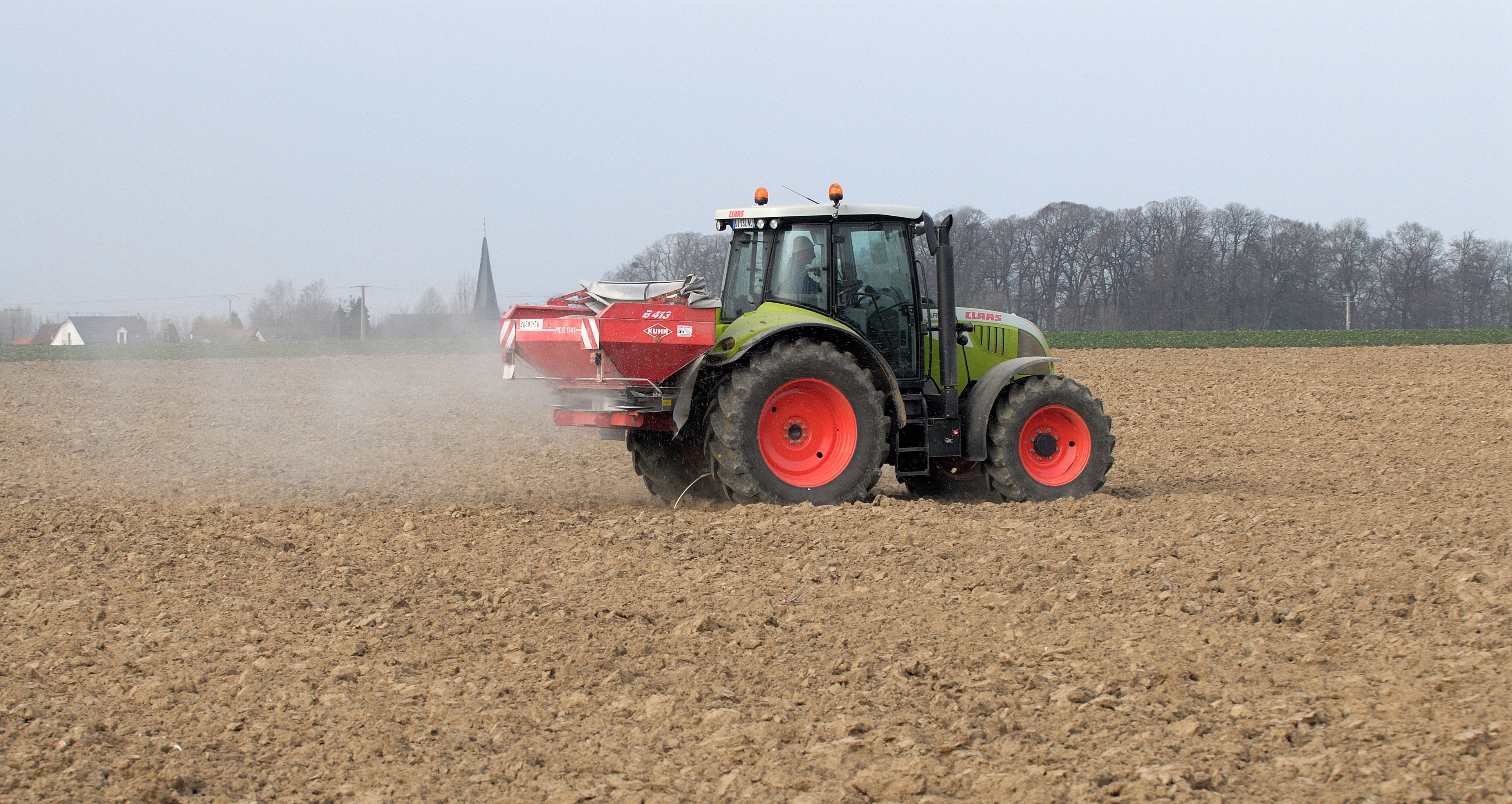 Nawożenie azotem w intensywnej produkcji roślinnej – korzyści stosowania Super N46